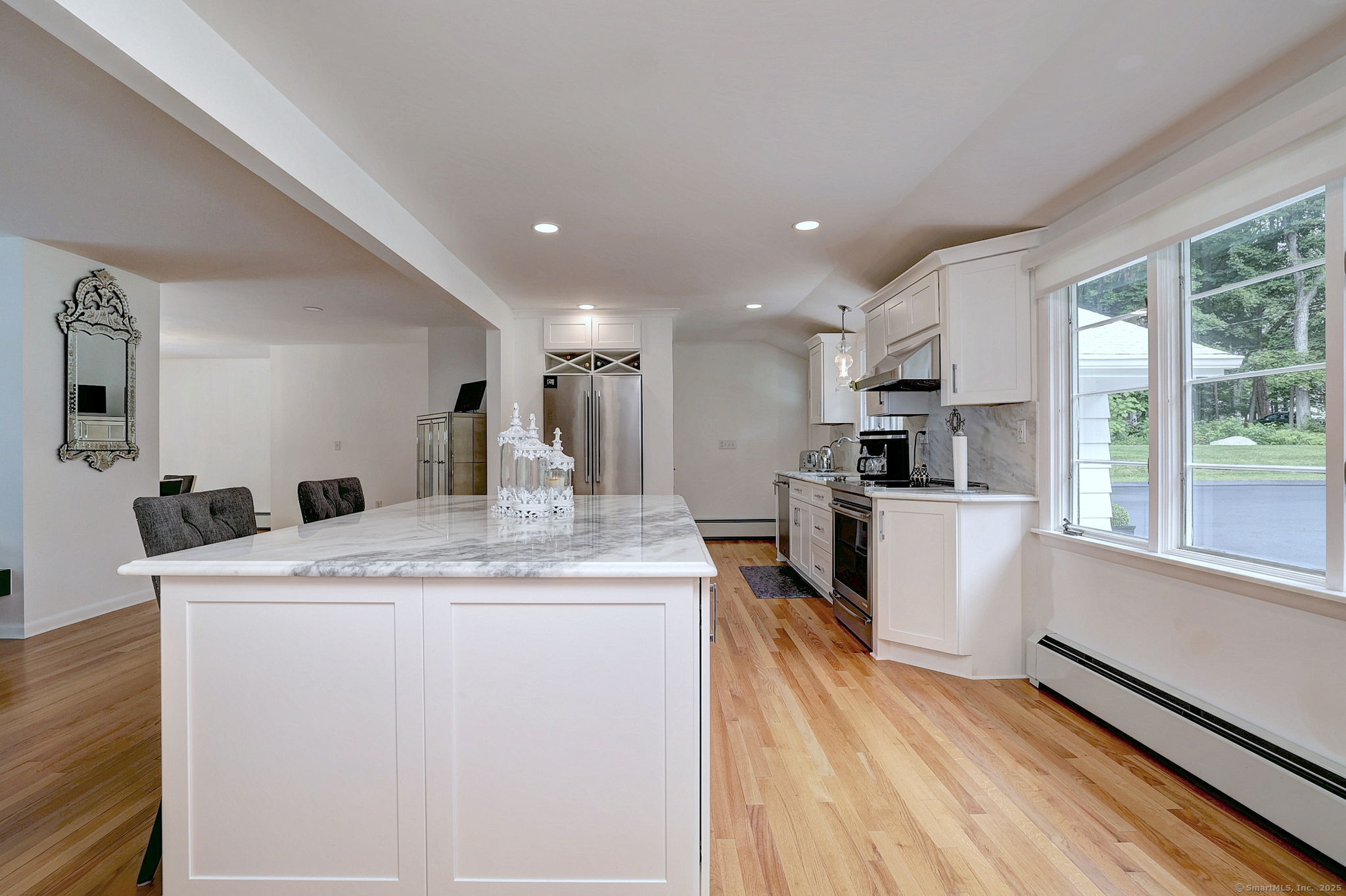 Woodbridge, Connecticut, 06525, United States, 5 Bedrooms Bedrooms, ,4 BathroomsBathrooms,Residential,For Sale,1890965