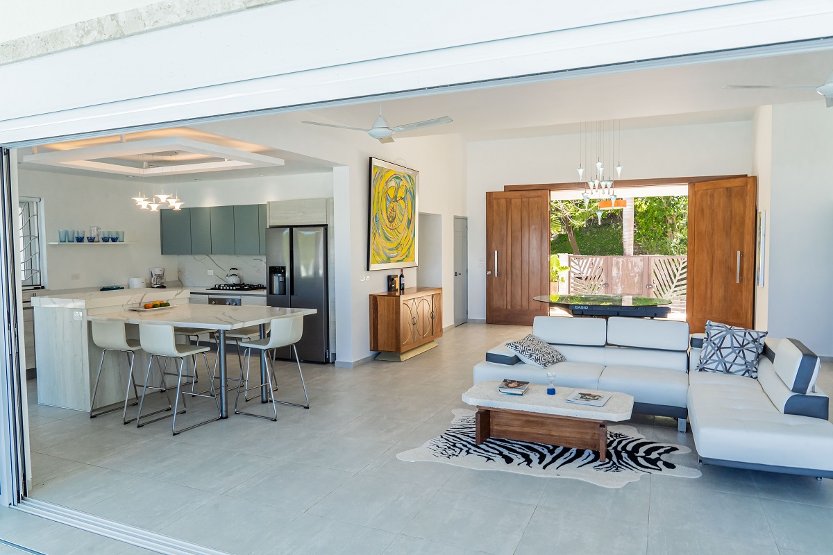 NEW PRICE Captivating 4-Bedroom Ocean front Samana, Samana, DO, 4 Bedrooms Bedrooms, ,4 BathroomsBathrooms,Residential,For Sale,NEW PRICE Captivating 4-Bedroom Ocean front Samana,1080456