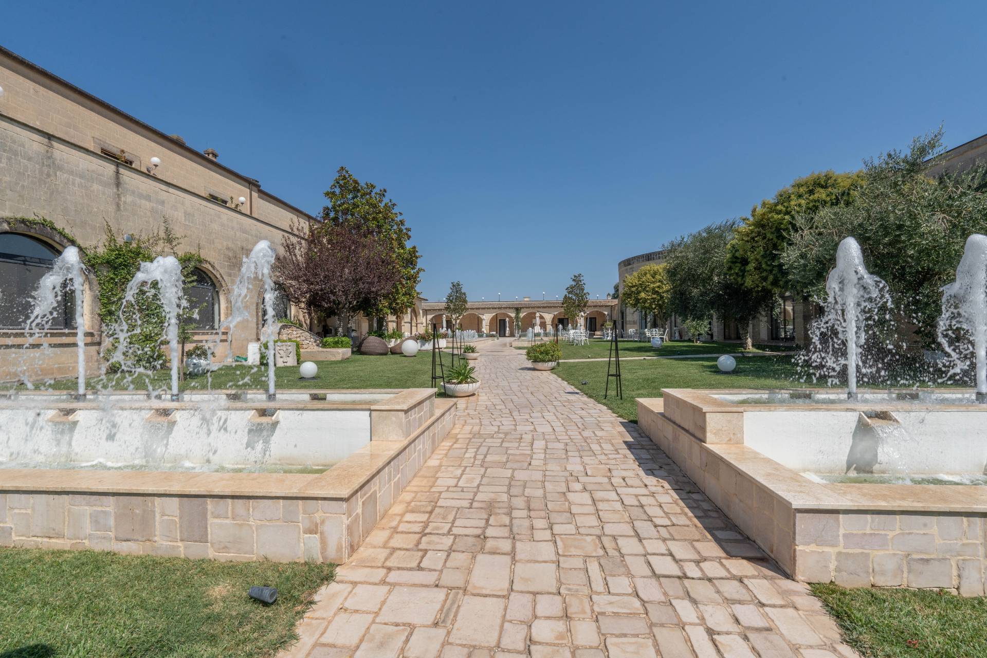 Altamura, Bari, 70022, IT, 21 Bedrooms Bedrooms, ,24 BathroomsBathrooms,Residential,For Sale,1947459