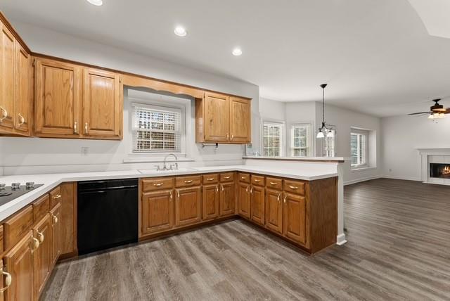 Suwanee, Georgia, 30024, United States, 4 Bedrooms Bedrooms, ,3 BathroomsBathrooms,Residential,For Sale,1979124