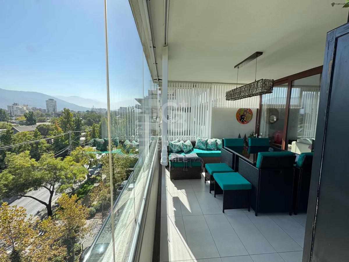 Vitacura, Chile, 3 Bedrooms Bedrooms, ,4 BathroomsBathrooms,Residential,For Sale,1827664