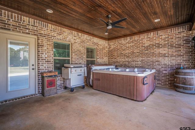 Jacksonville, Texas, 75766, United States, 4 Bedrooms Bedrooms, ,3 BathroomsBathrooms,Residential,For Sale,1975482