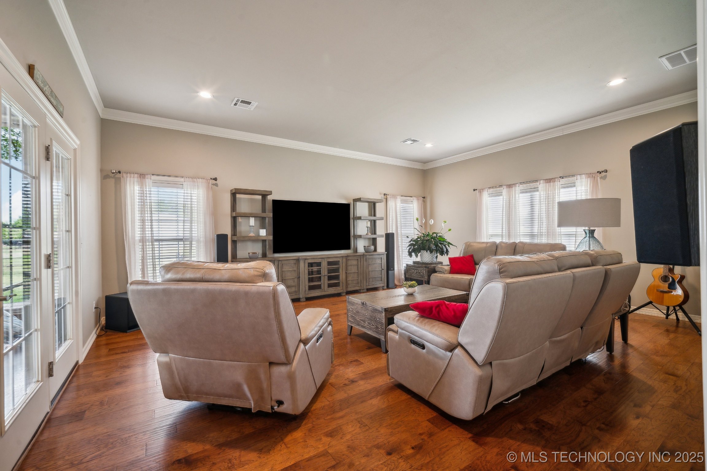 Claremore, Oklahoma, 74019, United States, 4 Bedrooms Bedrooms, ,4 BathroomsBathrooms,Residential,For Sale,1770559