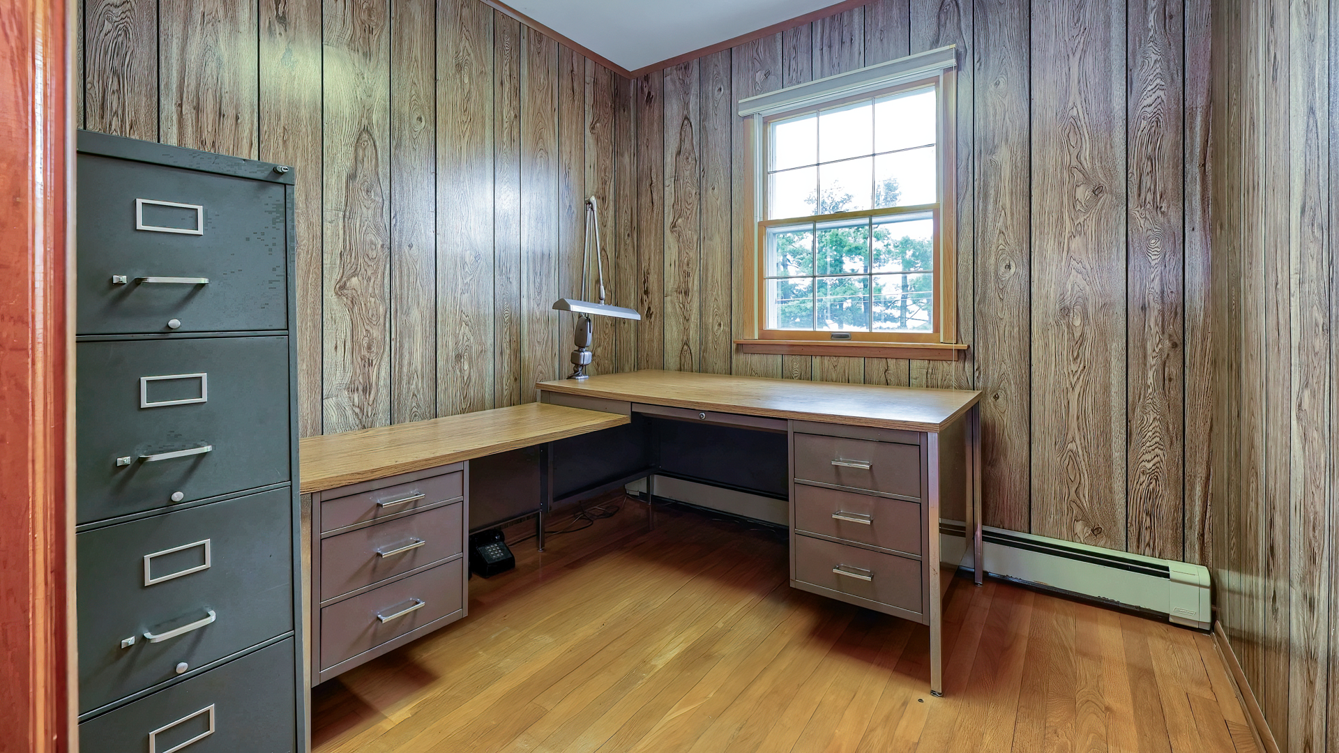 Nutley, New Jersey, 07110, United States, 4 Bedrooms Bedrooms, ,3 BathroomsBathrooms,Residential,For Sale,1974859