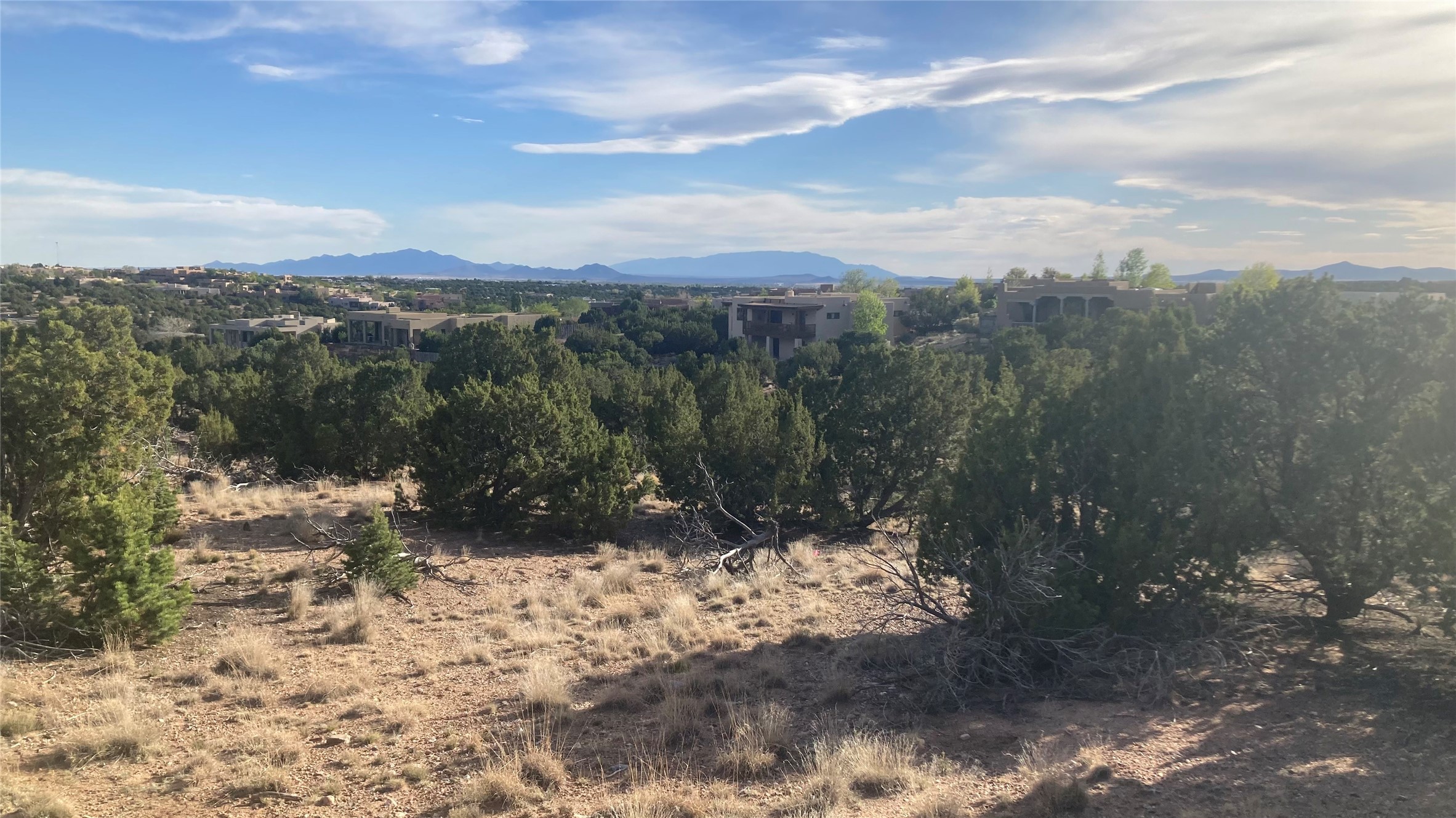  99 & 102 Centaurus Ranch Road - 物件實景