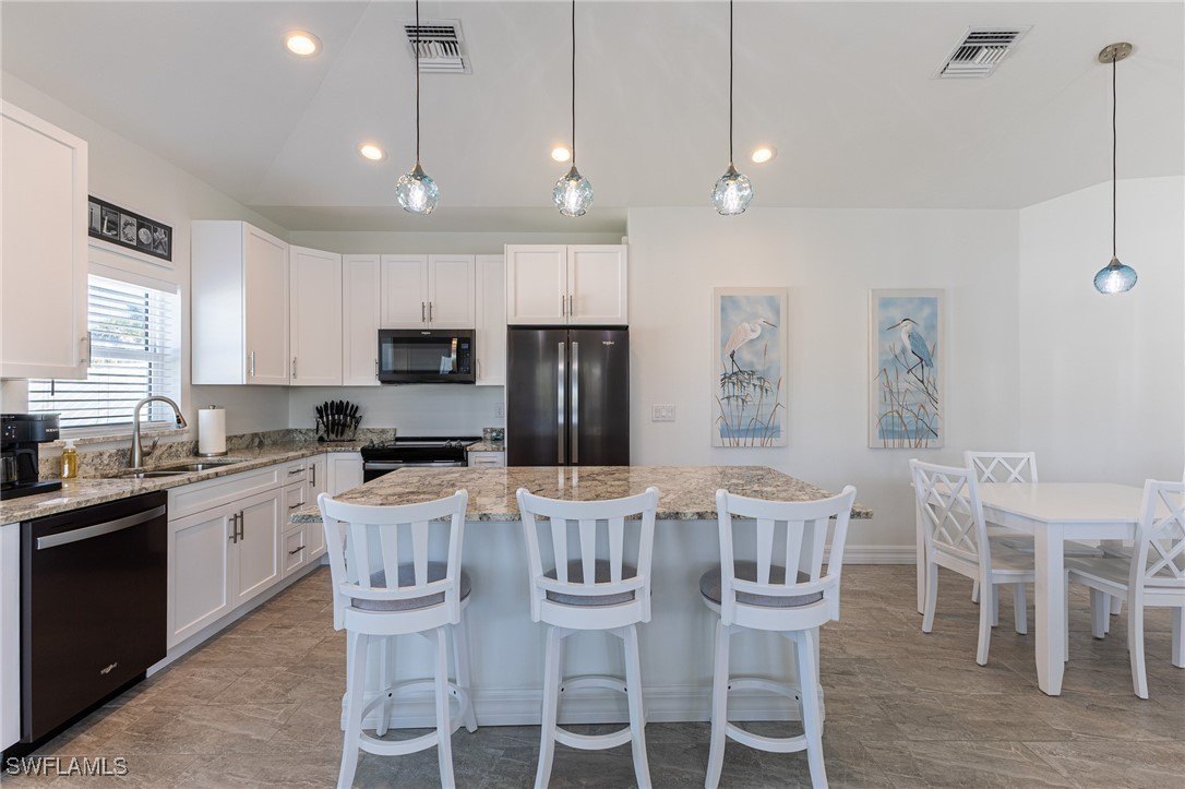 Fort Myers Beach, Florida, 33931, United States, 3 Bedrooms Bedrooms, ,2 BathroomsBathrooms,Residential,For Sale,1895274