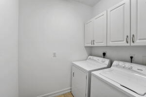 Hypoluxo, Florida, 33462, United States, 3 Bedrooms Bedrooms, ,3 BathroomsBathrooms,Residential,For Sale,2009239