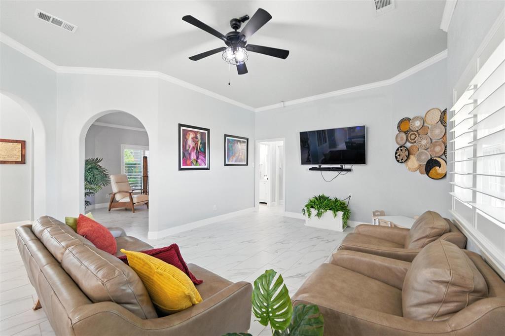 Cedar Hill, Texas, 75104, United States, 5 Bedrooms Bedrooms, ,3 BathroomsBathrooms,Residential,For Sale,1860572