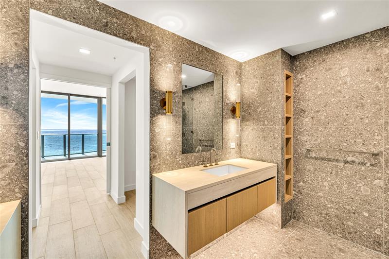 Pompano Beach, Florida, 33062, United States, 3 Bedrooms Bedrooms, ,4 BathroomsBathrooms,Residential,For Sale,1903795