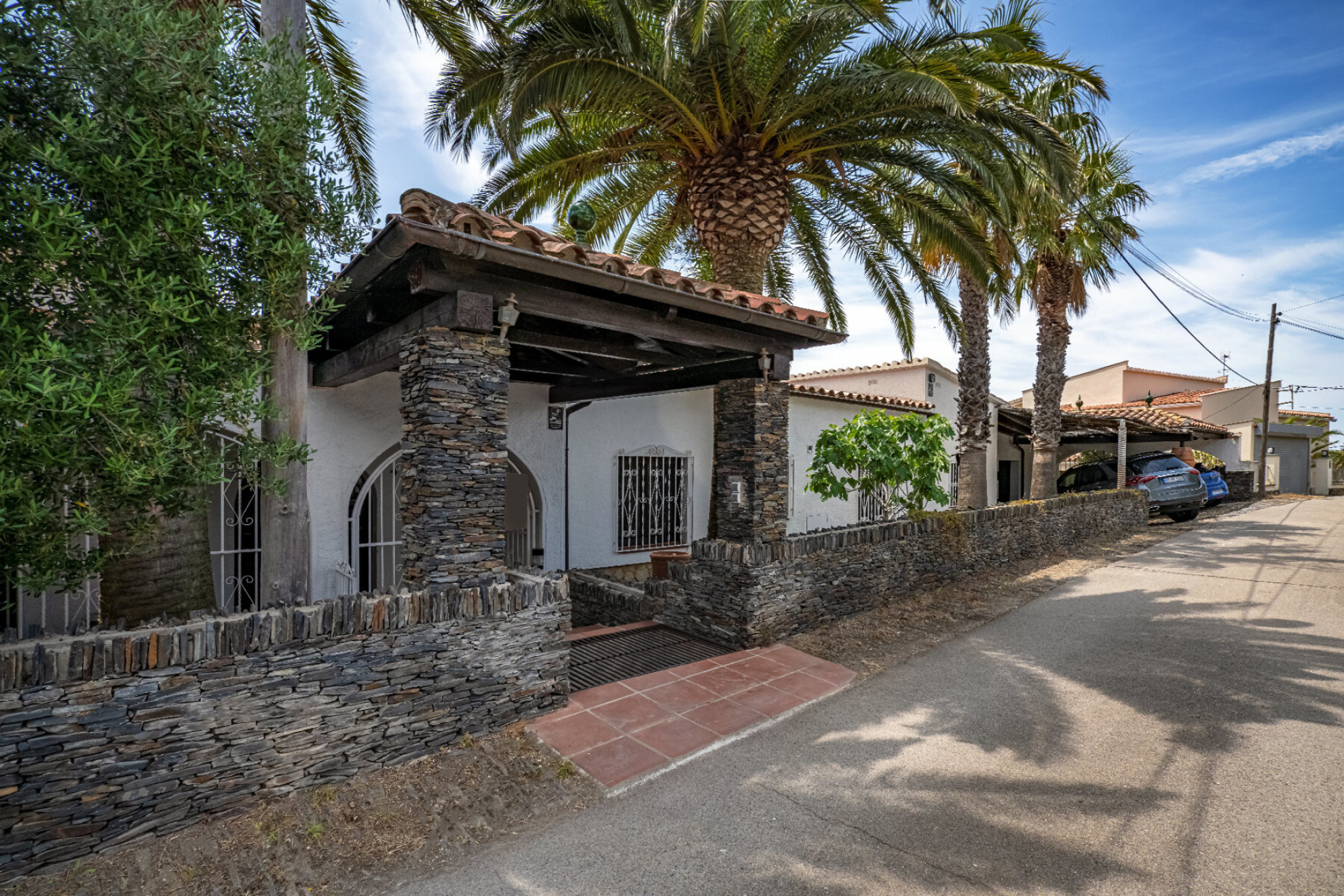  Andalusian style villa with fantastic pool area and views - 物件實景