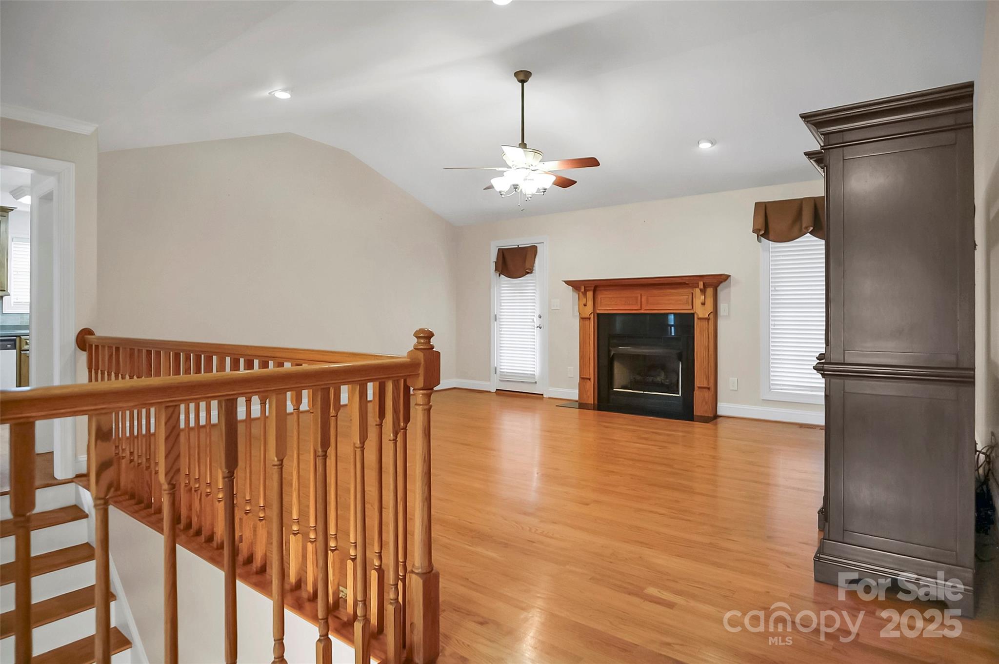 Cherryville, North Carolina, 28021, United States, 3 Bedrooms Bedrooms, ,3 BathroomsBathrooms,Residential,For Sale,1885225