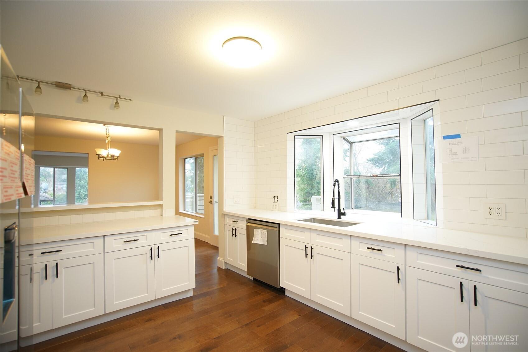 FEDERAL WAY, Washington, 98023, United States, 5 Bedrooms Bedrooms, ,3 BathroomsBathrooms,Residential,For Sale,1997167