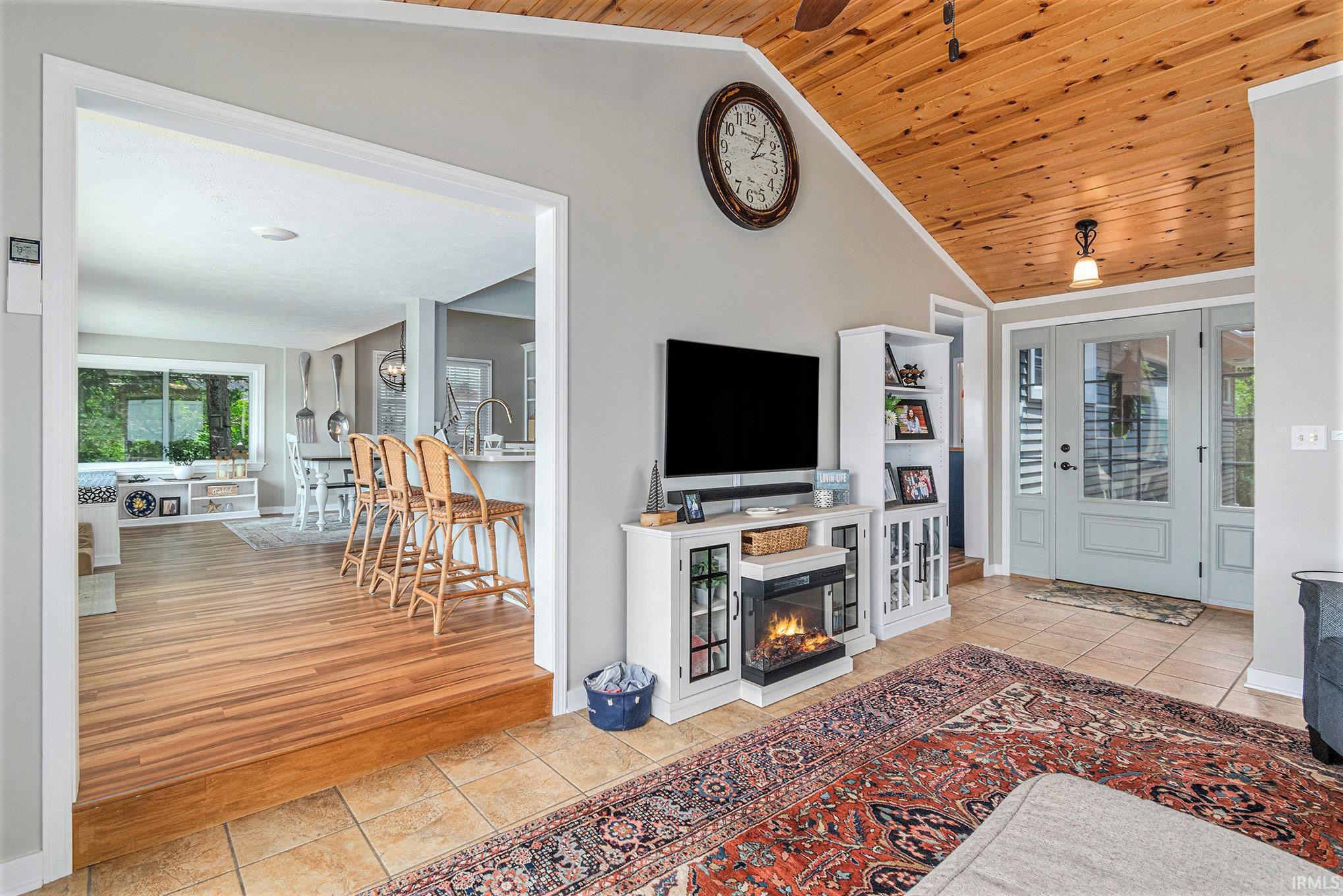 Middlebury, Indiana, 46540, United States, 3 Bedrooms Bedrooms, ,4 BathroomsBathrooms,Residential,For Sale,1935139