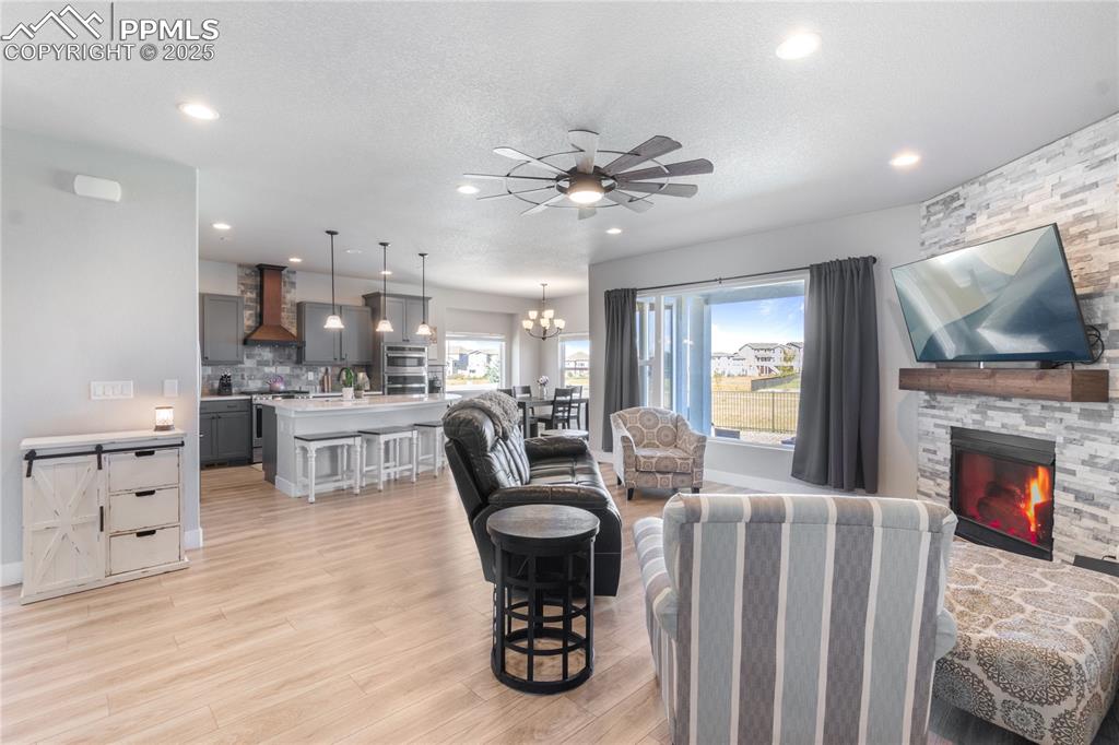 Peyton, Colorado, 80831, United States, 4 Bedrooms Bedrooms, ,4 BathroomsBathrooms,Residential,For Sale,1949631