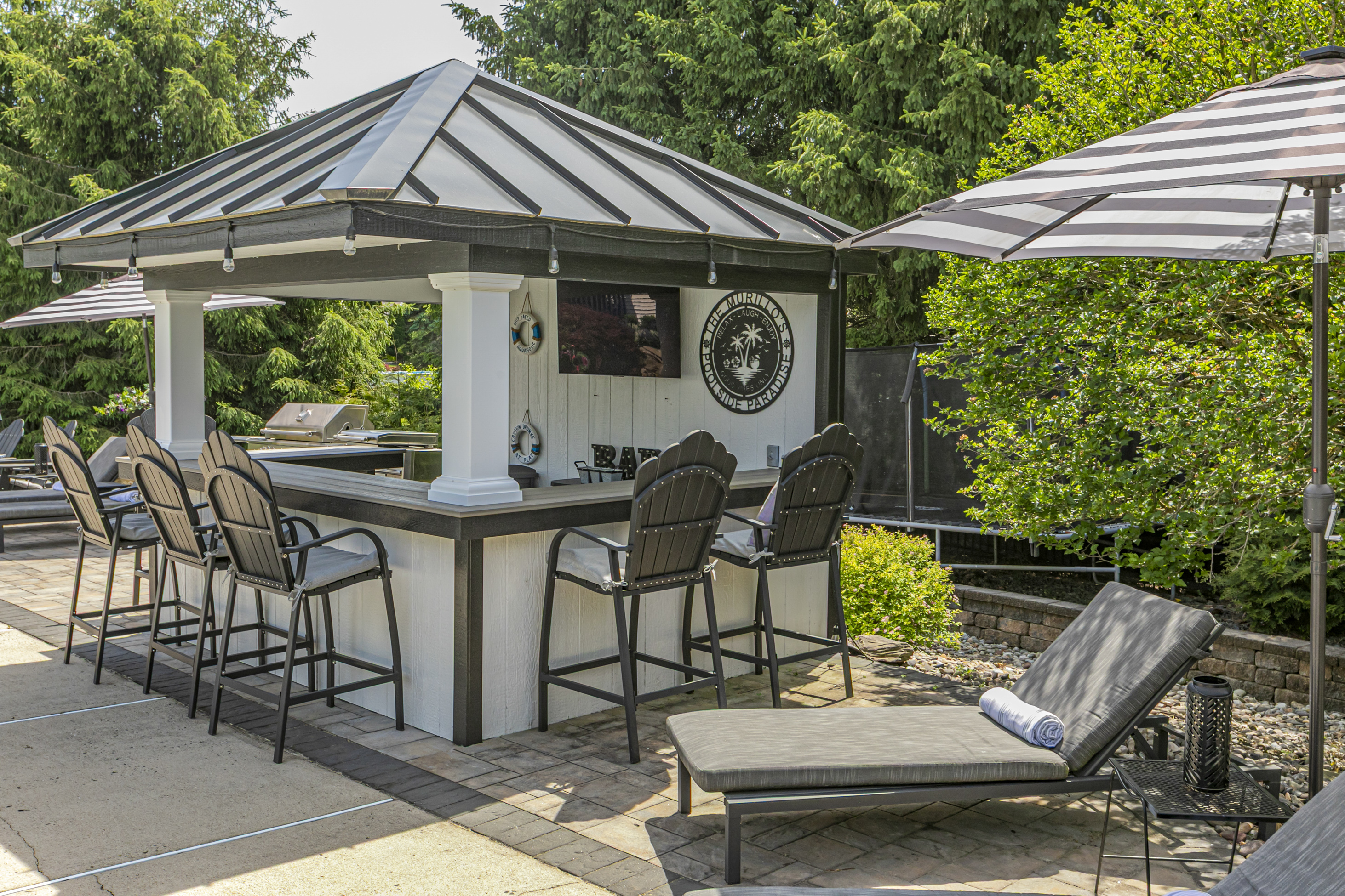  Resort-Worthy Outdoor Living Meets a Thoughtfully Renovated Interior - 物件實景