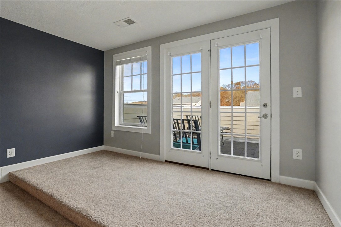 Marshall, Pennsylvania, 16046, United States, 4 Bedrooms Bedrooms, ,4 BathroomsBathrooms,Residential,For Sale,1998104