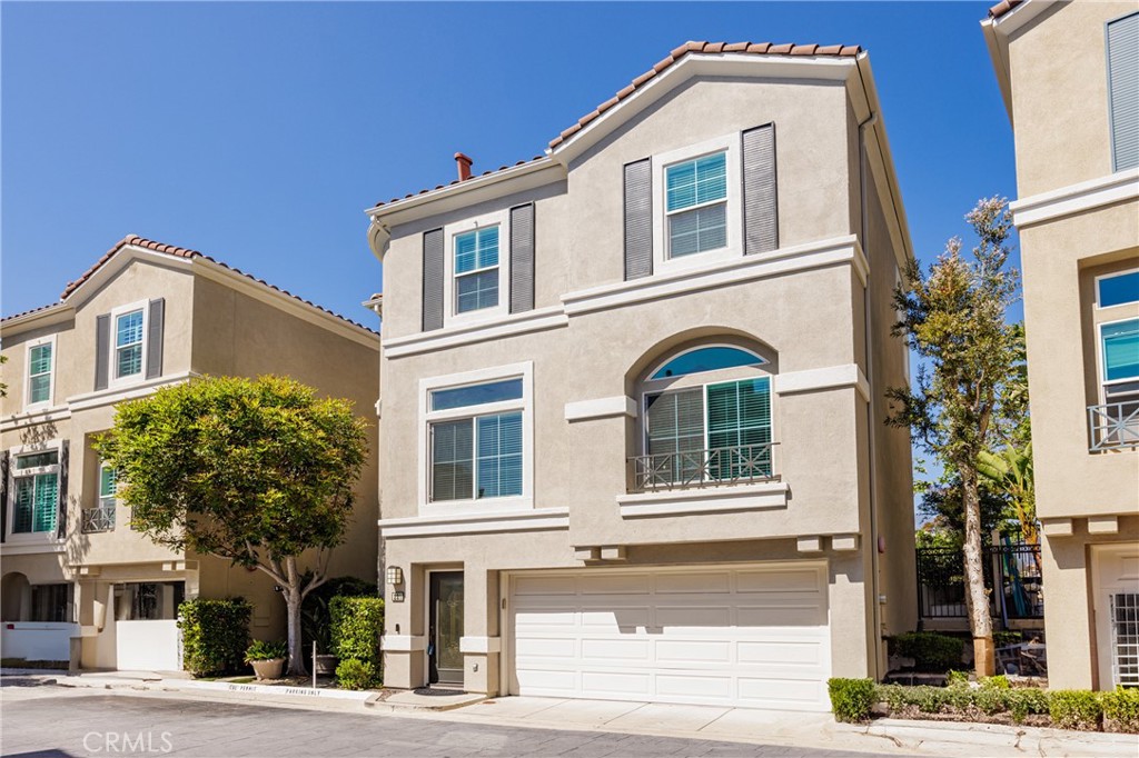 Rancho Santa Margarita, California, 92688, United States, 4 Bedrooms Bedrooms, ,3 BathroomsBathrooms,Residential,For Sale,1906045