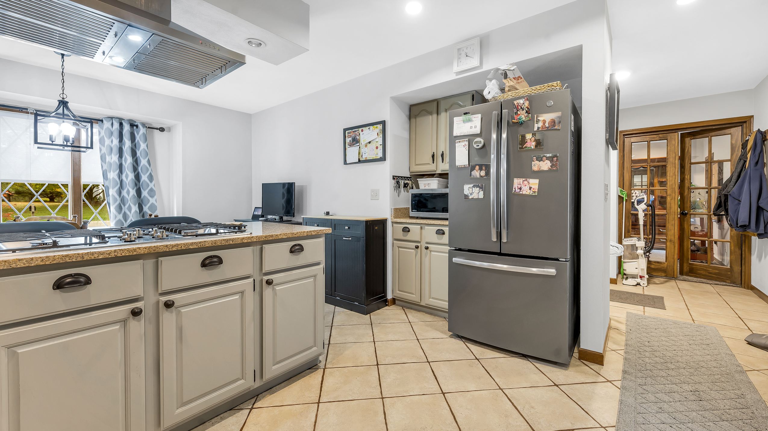 Waterloo, Illinois, 62298, United States, 3 Bedrooms Bedrooms, ,3 BathroomsBathrooms,Residential,For Sale,1986147