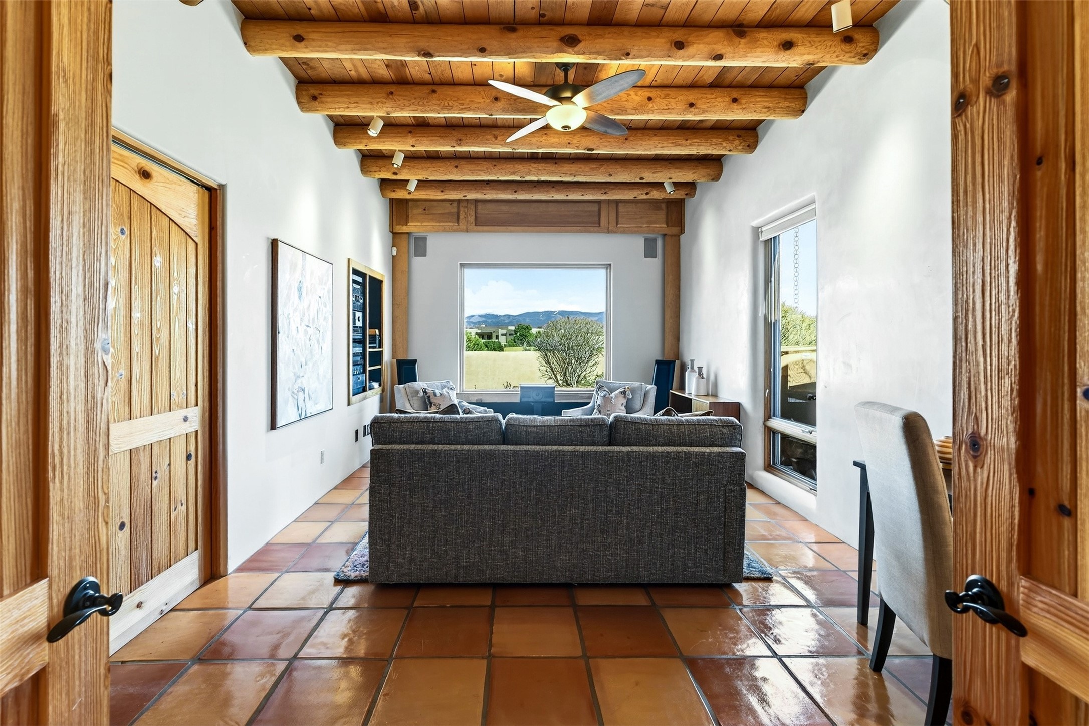  8 Ridgetop Circle - 物件實景