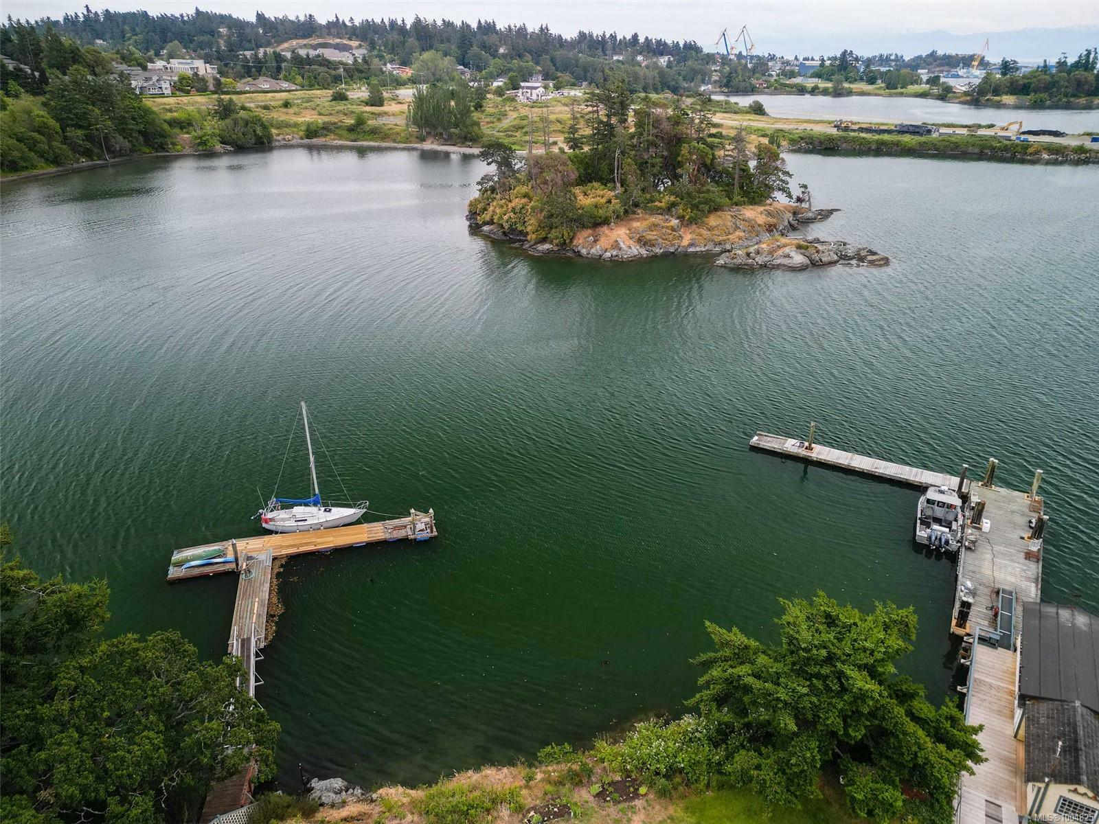 VIEW ROYAL, British Columbia, V9B 1A6, CA, 3 Bedrooms Bedrooms, ,Residential,For Sale,1883645