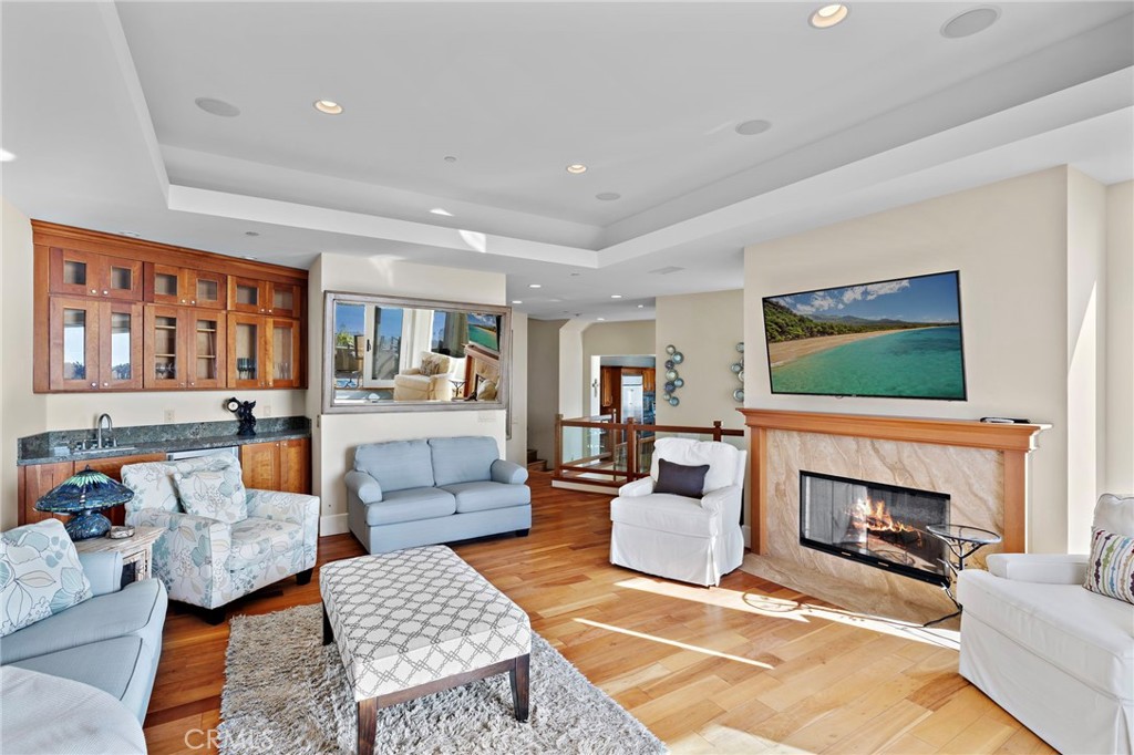 Laguna Beach, California, 92651, United States, 4 Bedrooms Bedrooms, ,5 BathroomsBathrooms,Residential,For Sale,2000559