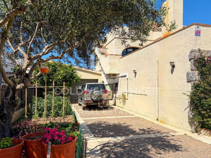 Empuriabrava, Catalonia, ES, 4 Bedrooms Bedrooms, ,2 BathroomsBathrooms,Residential,For Sale,1795076