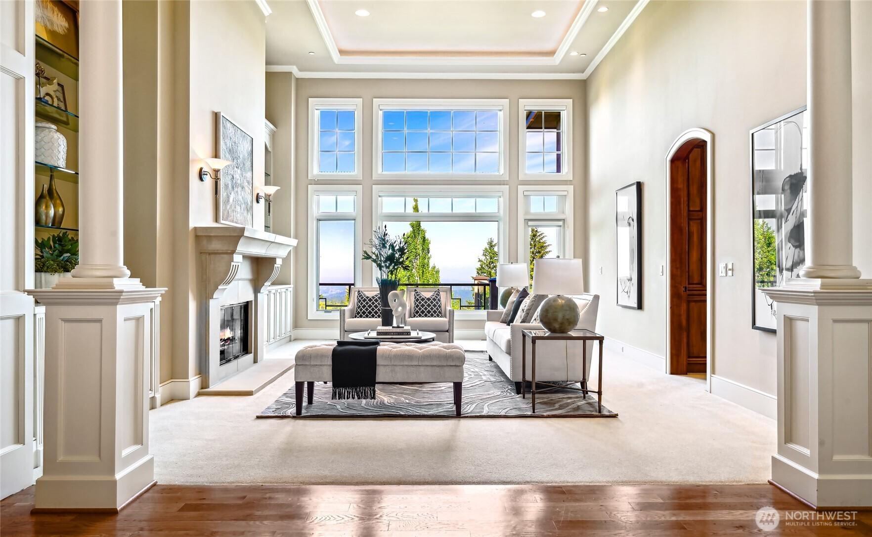 BELLEVUE, Washington, 98006, United States, 4 Bedrooms Bedrooms, ,6 BathroomsBathrooms,Residential,For Sale,1876137