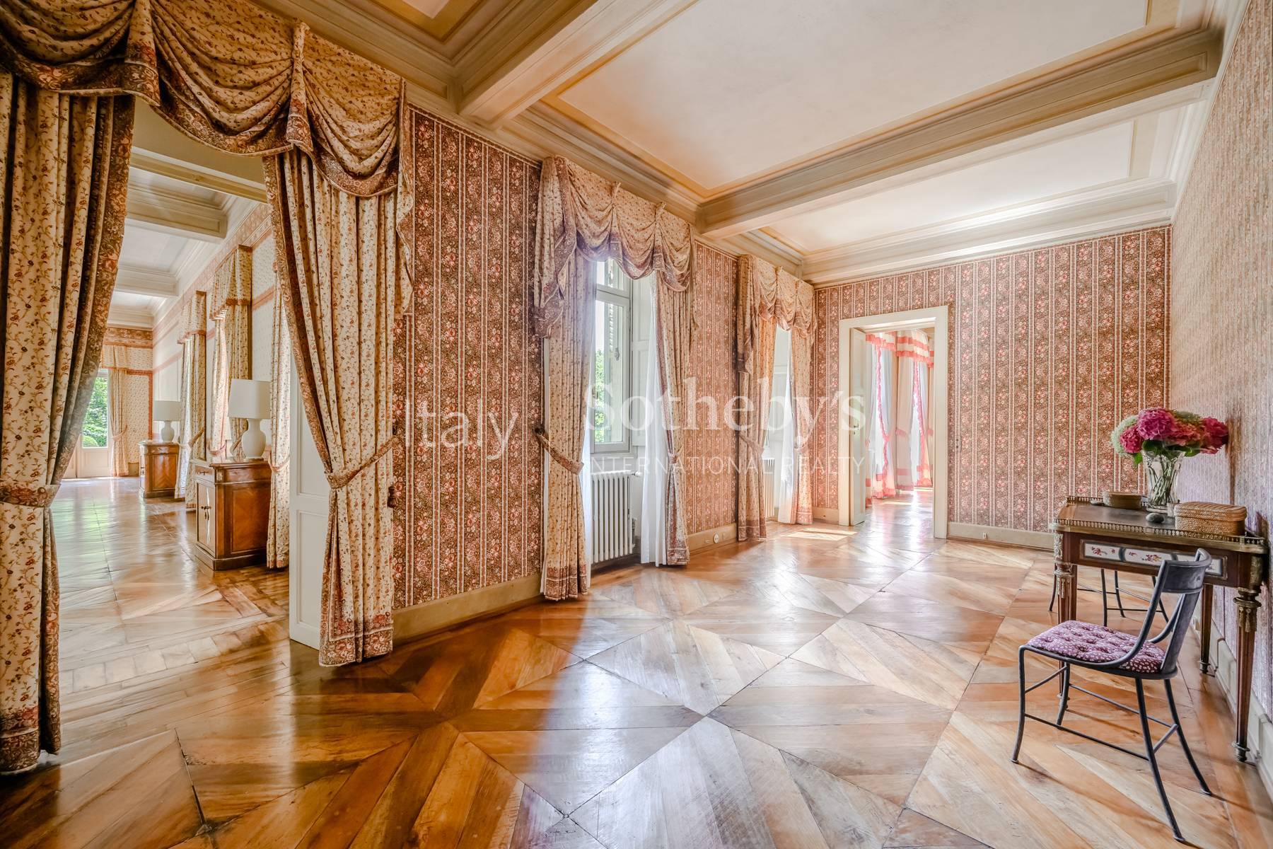  Iconic property nestled in the Turin hillside - 物件實景