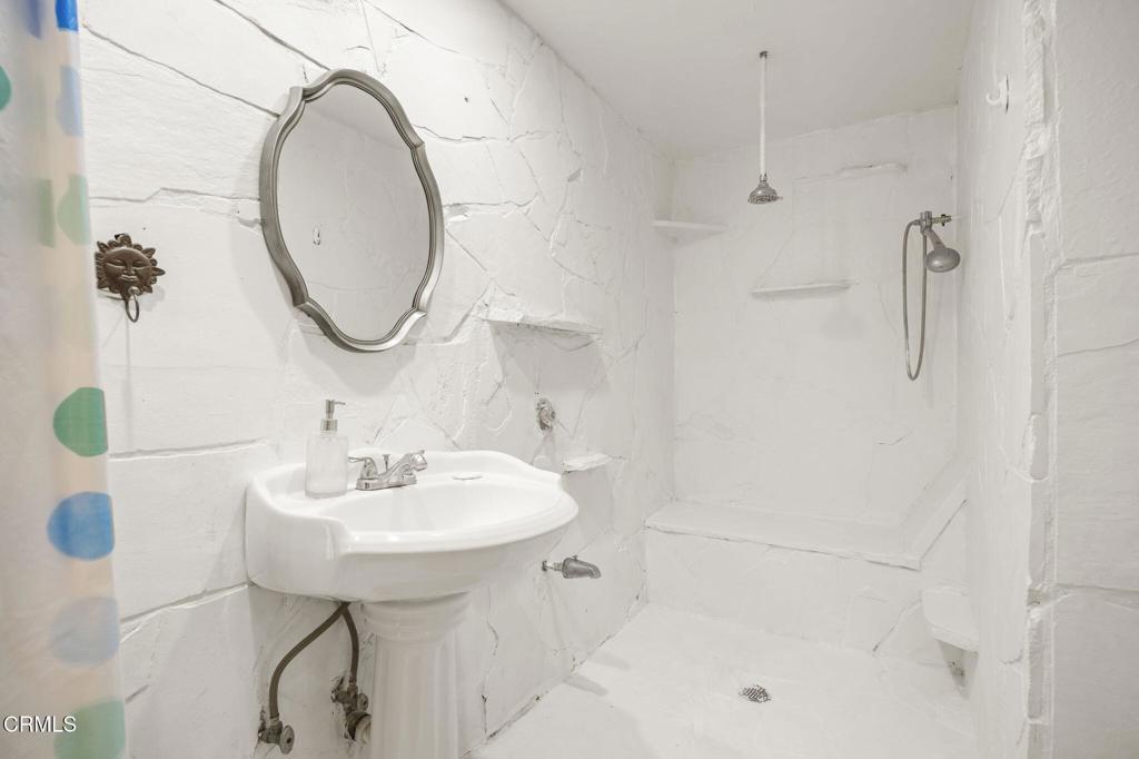 Fillmore, California, 93015, United States, 4 Bedrooms Bedrooms, ,3 BathroomsBathrooms,Residential,For Sale,1869296