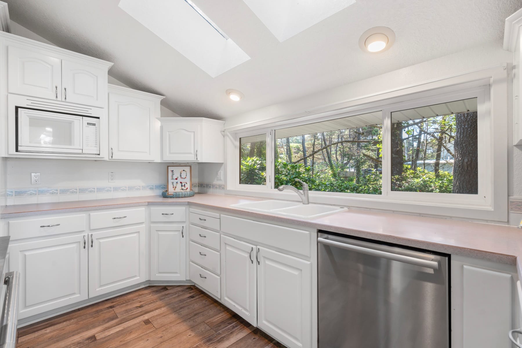  6765 GLEN AVE Gleneden Beach, OR 97388 - 物件實景