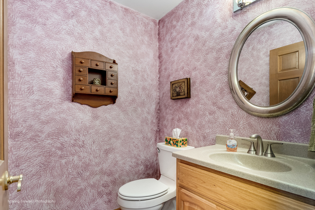 Algonquin, Illinois, 60102, United States, 4 Bedrooms Bedrooms, ,Residential,For Sale,1978319