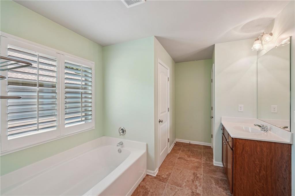 Woodstock, Georgia, 30188, United States, 5 Bedrooms Bedrooms, ,5 BathroomsBathrooms,Residential,For Sale,1927829
