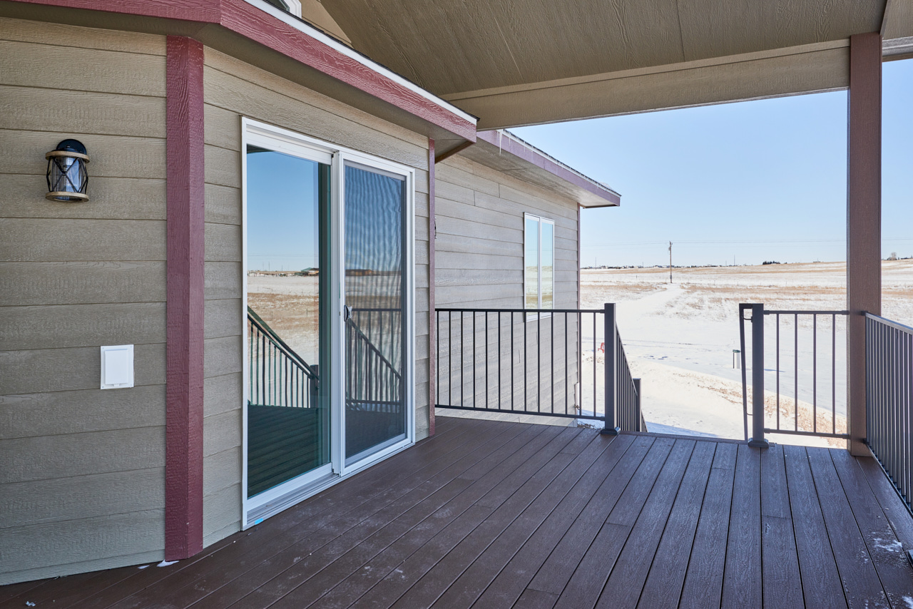 Cheyenne, Wyoming, 82009, United States, 3 Bedrooms Bedrooms, ,2 BathroomsBathrooms,Residential,For Sale,1982343