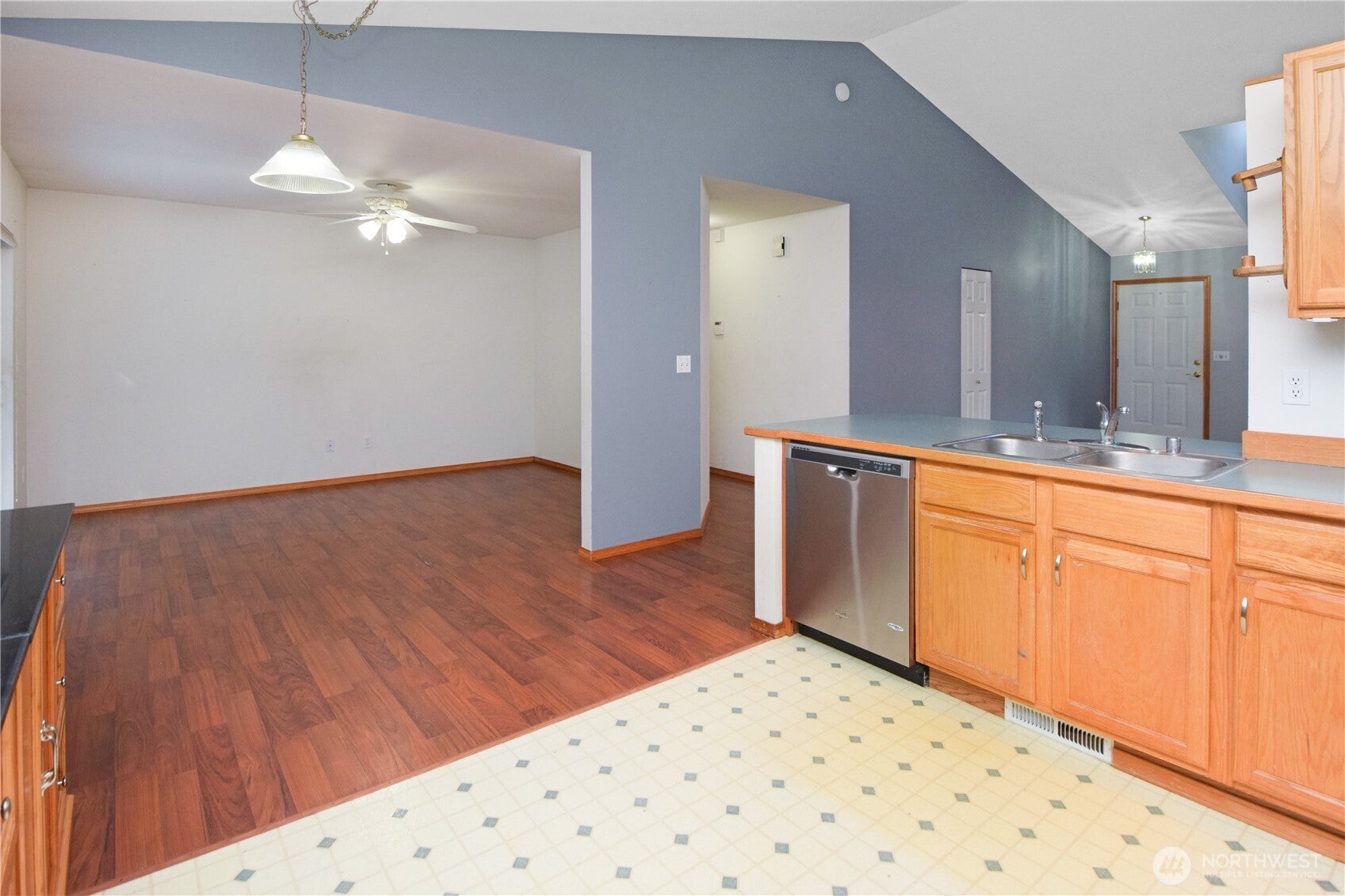 Port Orchard, Washington, 98366, United States, 3 Bedrooms Bedrooms, ,1 BathroomBathrooms,Residential,For Sale,1966865