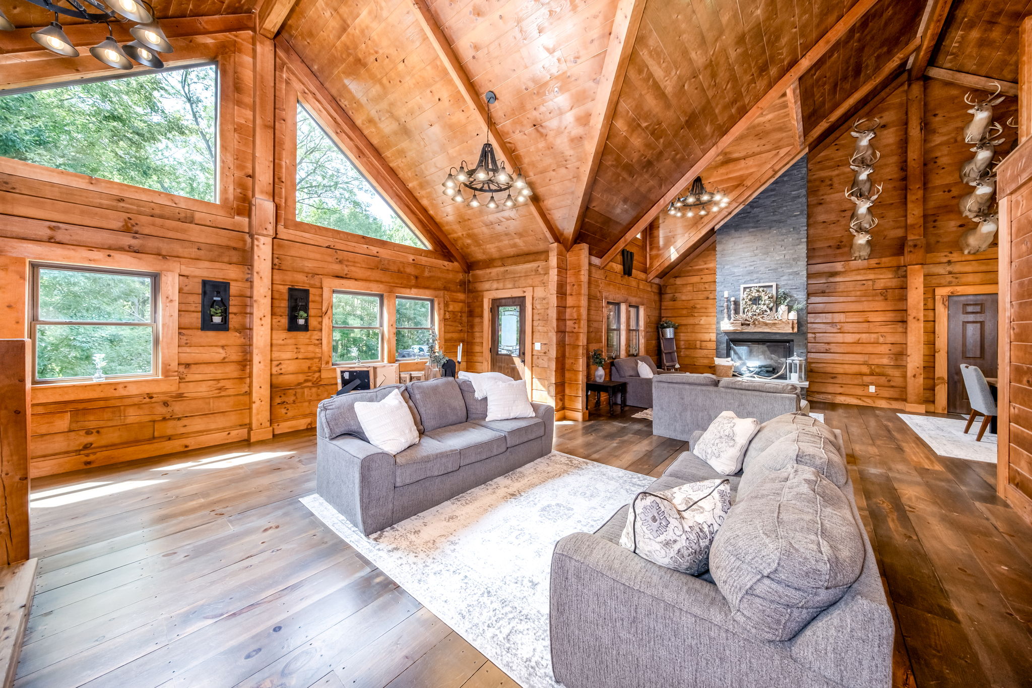 Lakeview, Michigan, 48850, United States, 4 Bedrooms Bedrooms, ,4 BathroomsBathrooms,Residential,For Sale,1943145
