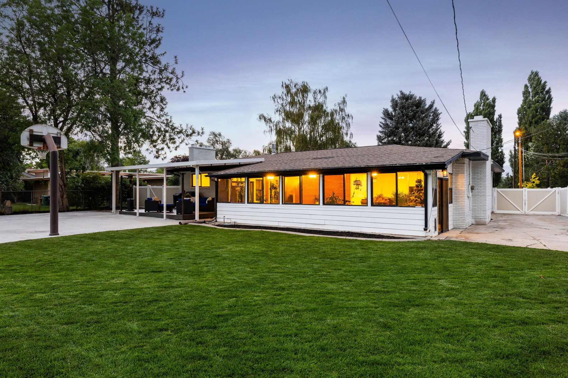  Private 0.34-Acre Modern Murray Rambler - 物件實景