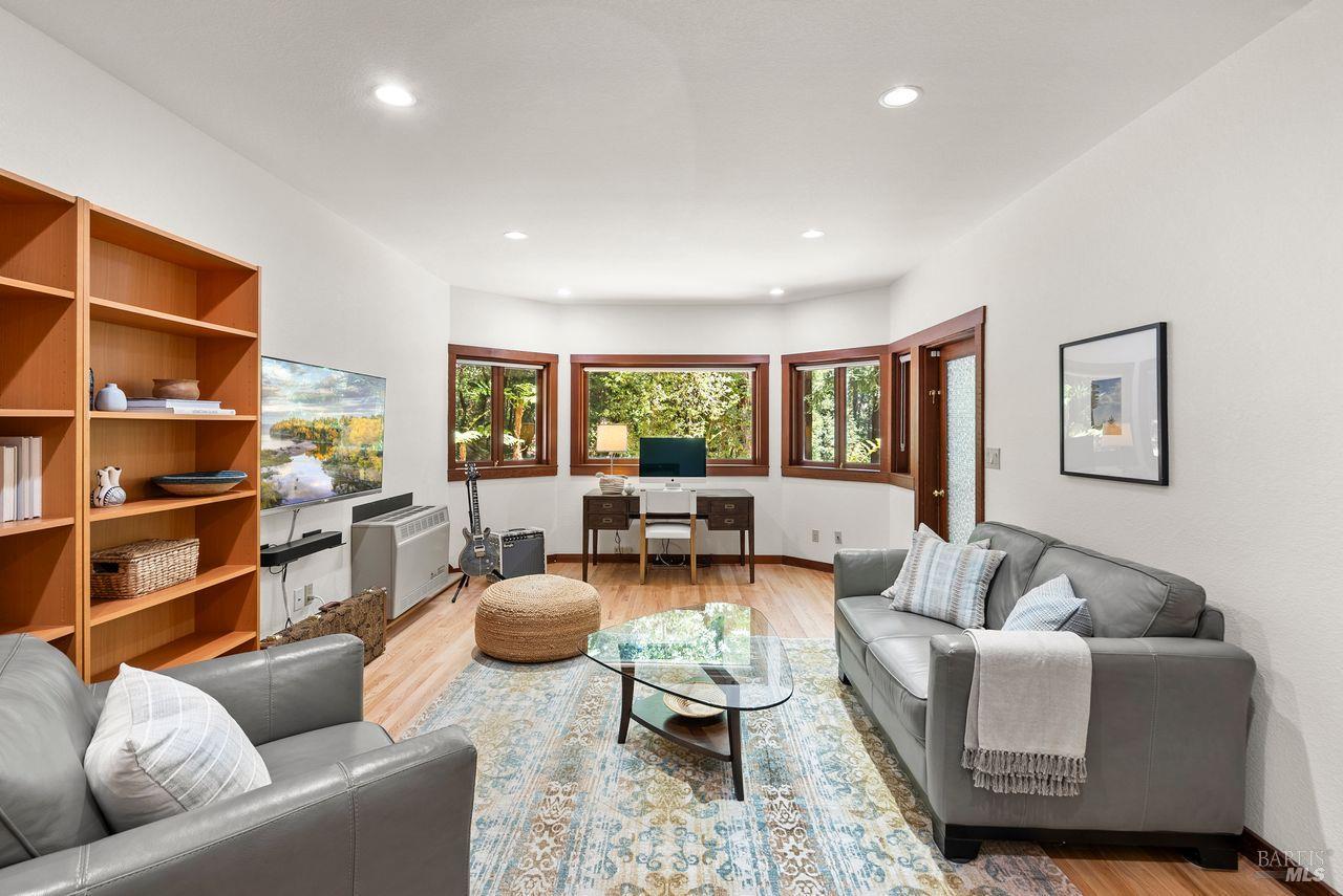 Woodacre, California, 94973, United States, 5 Bedrooms Bedrooms, ,3 BathroomsBathrooms,Residential,For Sale,1838533