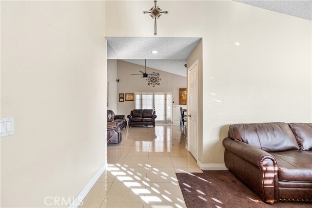 Pico Rivera, California, 90660, United States, 4 Bedrooms Bedrooms, ,2 BathroomsBathrooms,Residential,For Sale,1886911