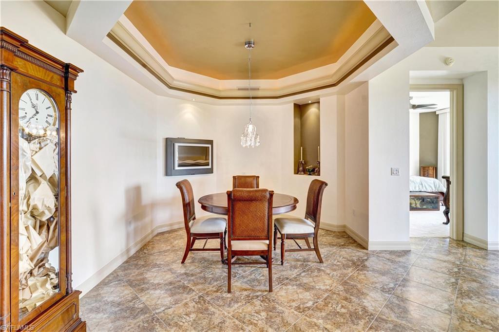 Fort Myers, Florida, 33907, United States, 2 Bedrooms Bedrooms, ,3 BathroomsBathrooms,Residential,For Sale,1994873