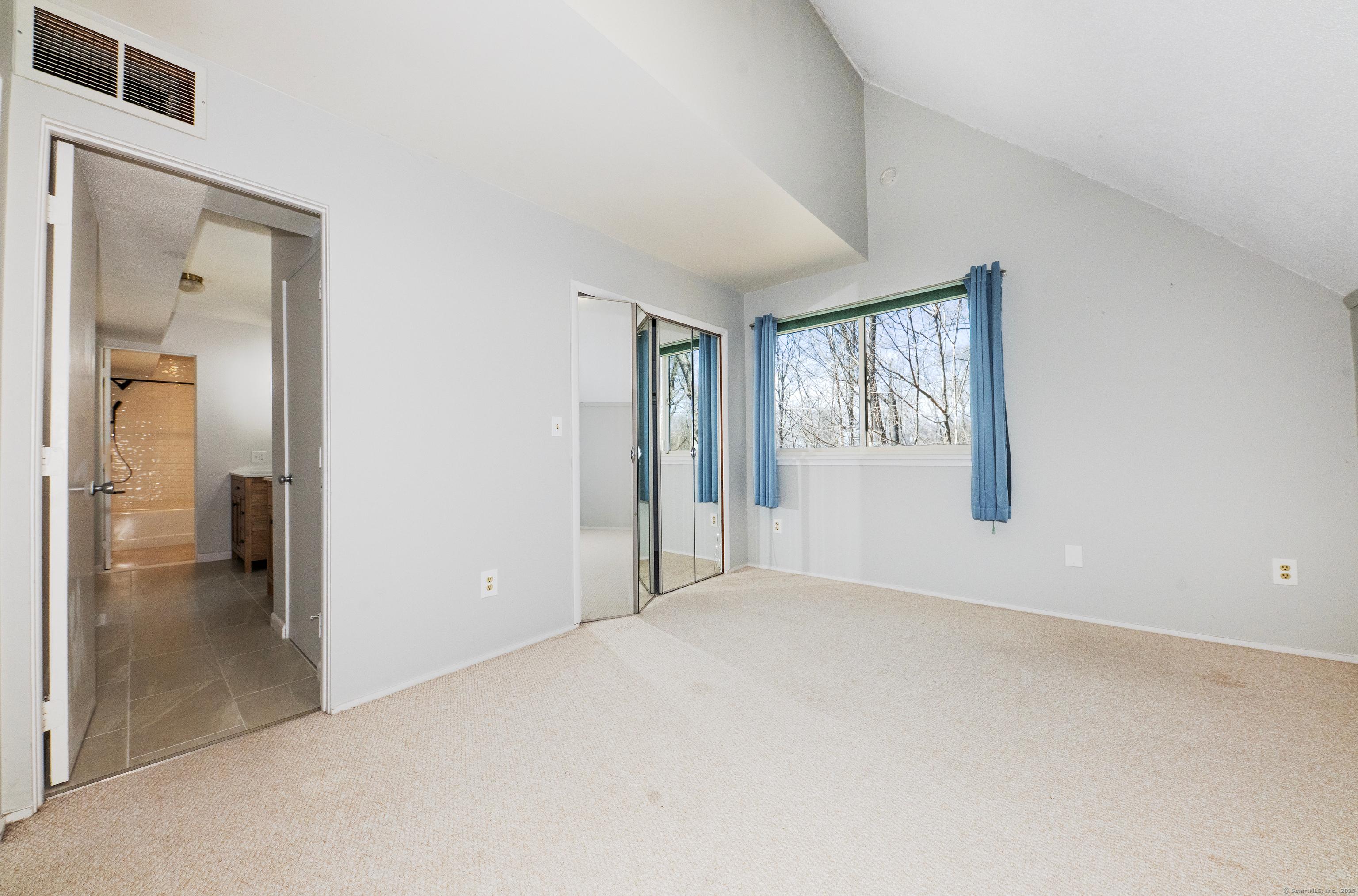 Guilford, Connecticut, 06437, United States, 3 Bedrooms Bedrooms, ,2 BathroomsBathrooms,Residential,For Sale,1935786