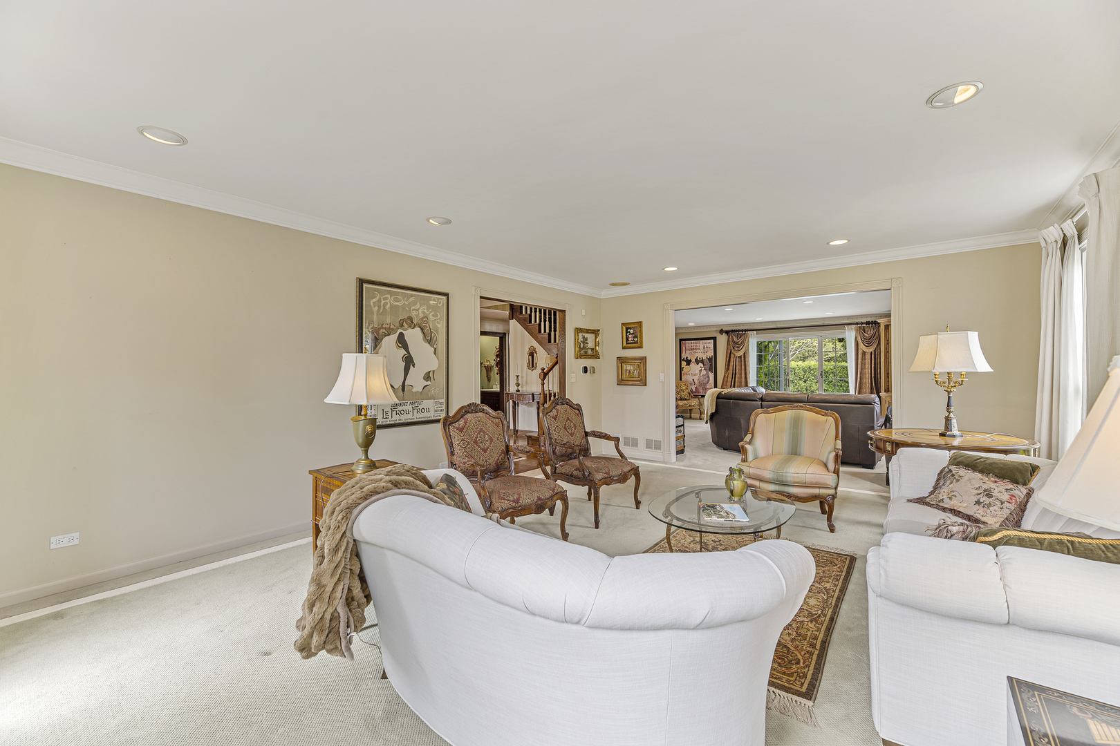 Glenview, Illinois, 60026, United States, 5 Bedrooms Bedrooms, ,4 BathroomsBathrooms,Residential,For Sale,1951003