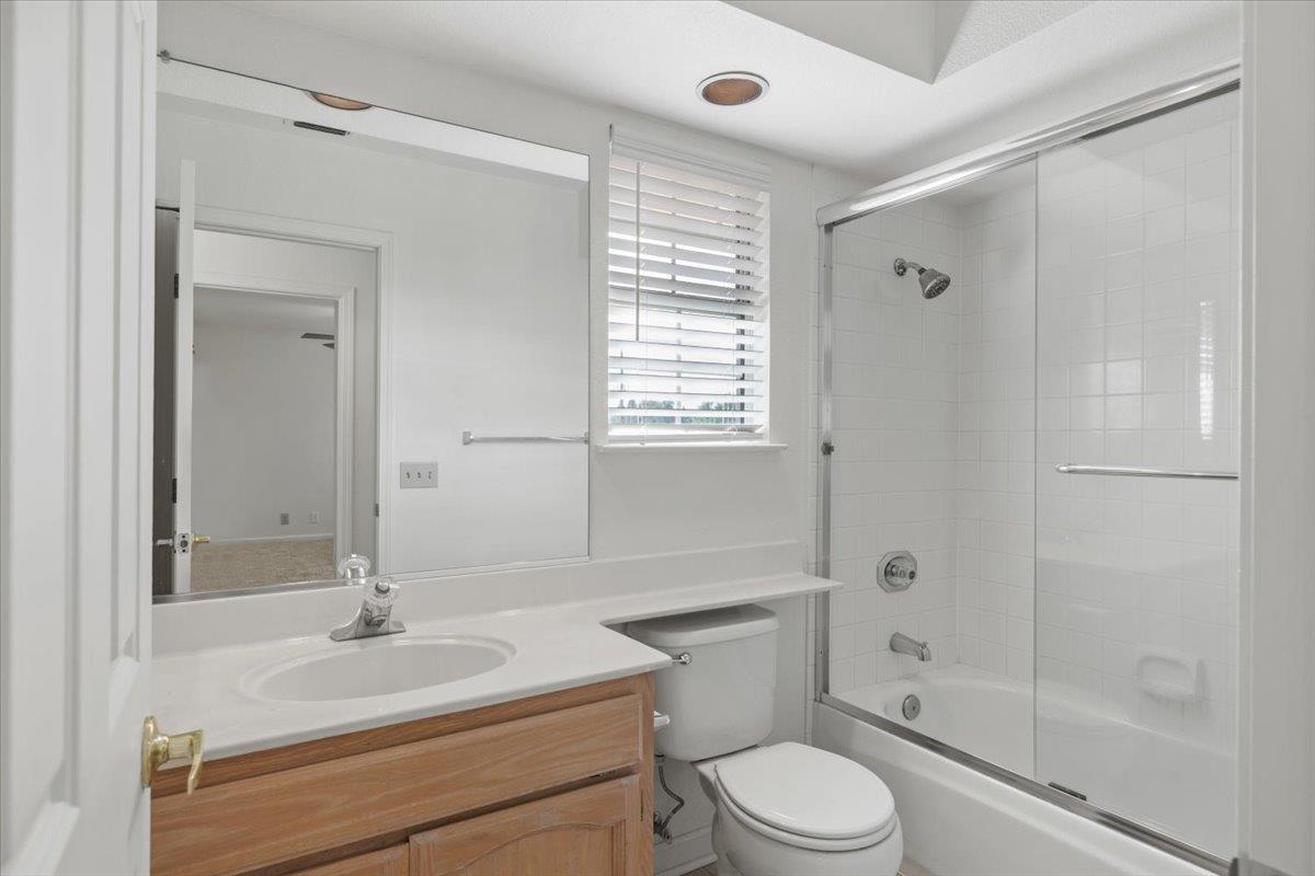 Orangevale, California, 95662, United States, 4 Bedrooms Bedrooms, ,3 BathroomsBathrooms,Residential,For Sale,2005203