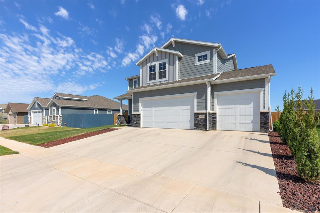Rapid City, South Dakota, 57703, United States, 4 Bedrooms Bedrooms, ,3 BathroomsBathrooms,Residential,For Sale,2048650
