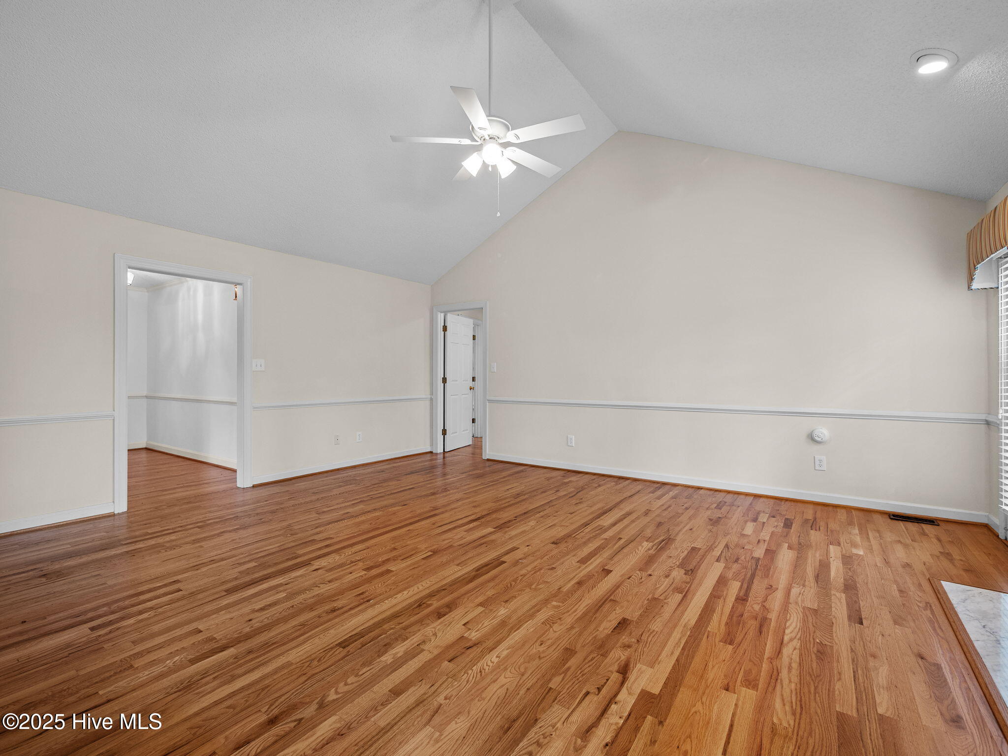 Cedar Point, North Carolina, 28584, United States, 3 Bedrooms Bedrooms, ,2 BathroomsBathrooms,Residential,For Sale,1957404