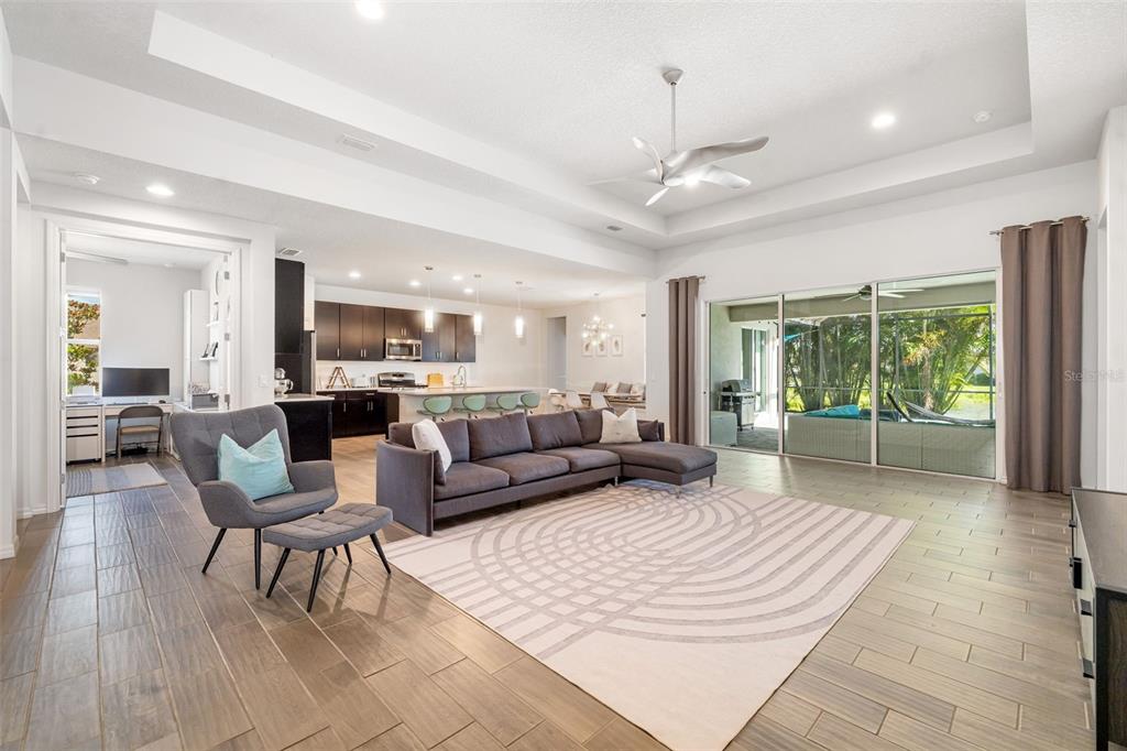 Bradenton, Florida, 34212, United States, 4 Bedrooms Bedrooms, ,3 BathroomsBathrooms,Residential,For Sale,1866766