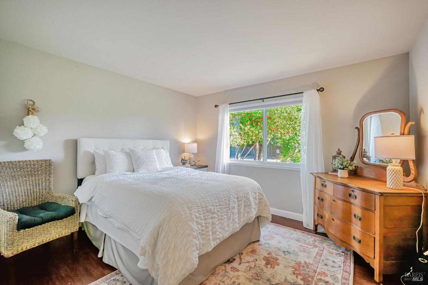 Santa Rosa, California, 95403, United States, 4 Bedrooms Bedrooms, ,4 BathroomsBathrooms,Residential,For Sale,1993510