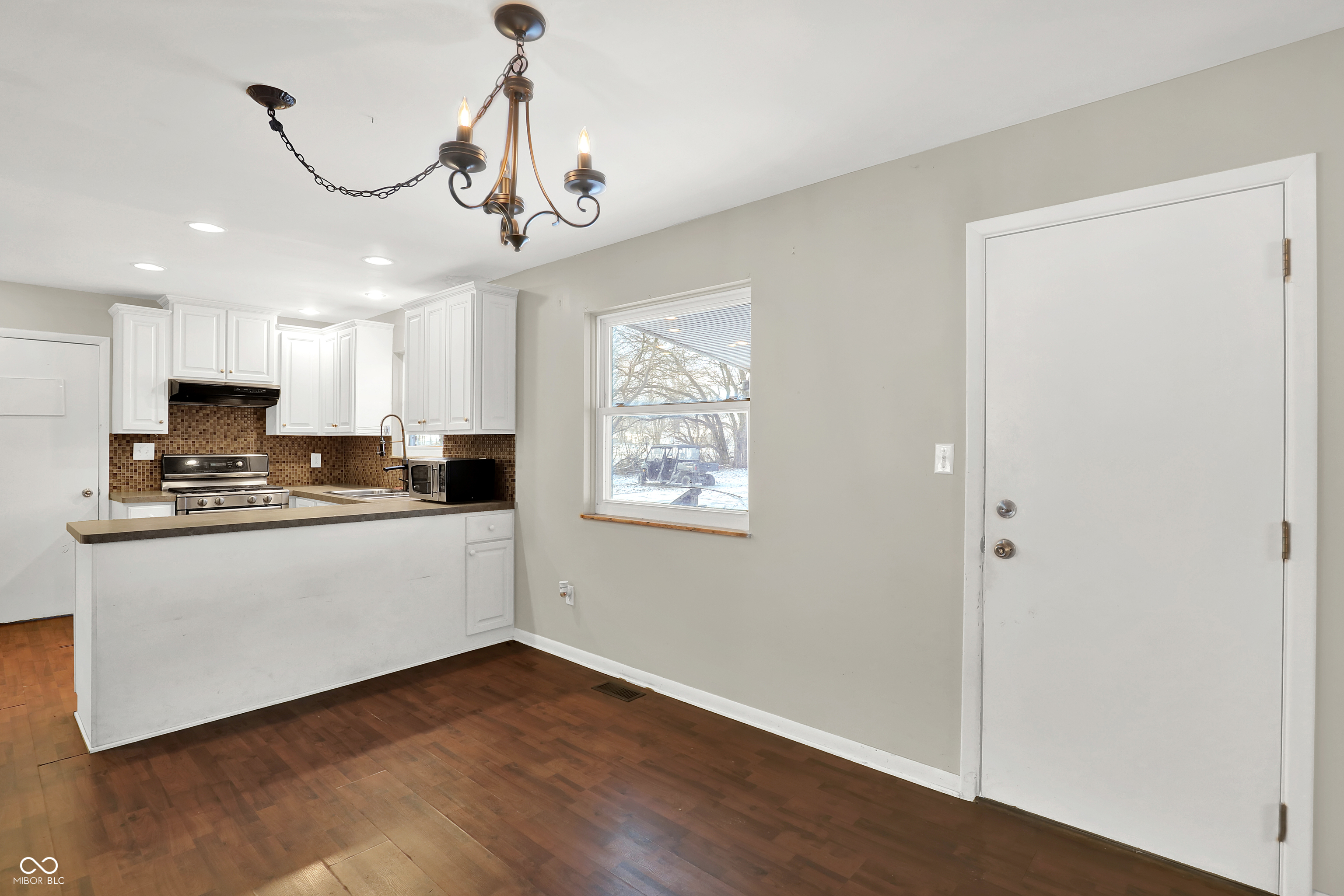 Brownsburg, Indiana, 46112, United States, 7 Bedrooms Bedrooms, ,6 BathroomsBathrooms,Residential,For Sale,2008601