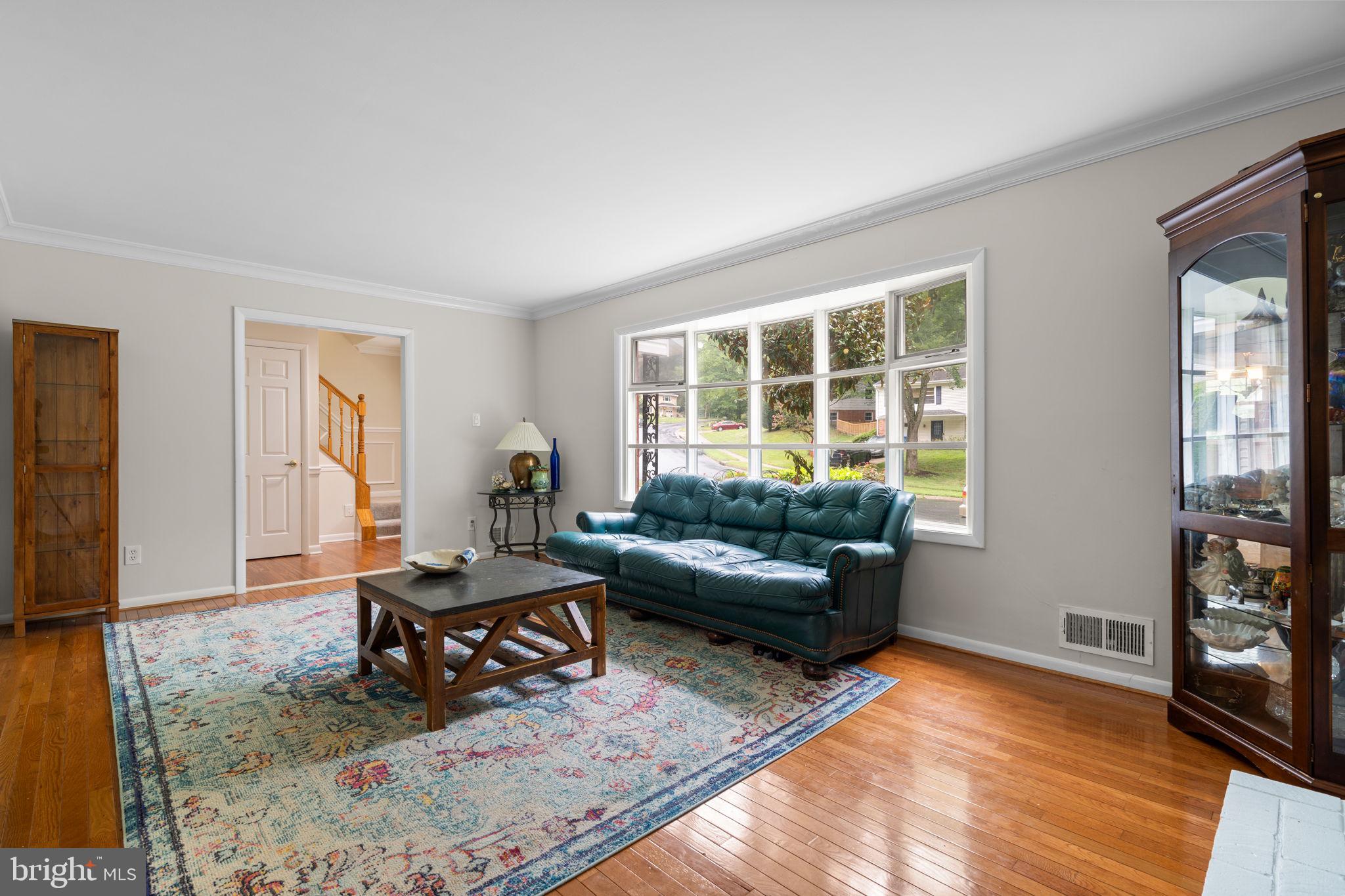 Springfield, Virginia, 22152, United States, 4 Bedrooms Bedrooms, ,4 BathroomsBathrooms,Residential,For Sale,1942783