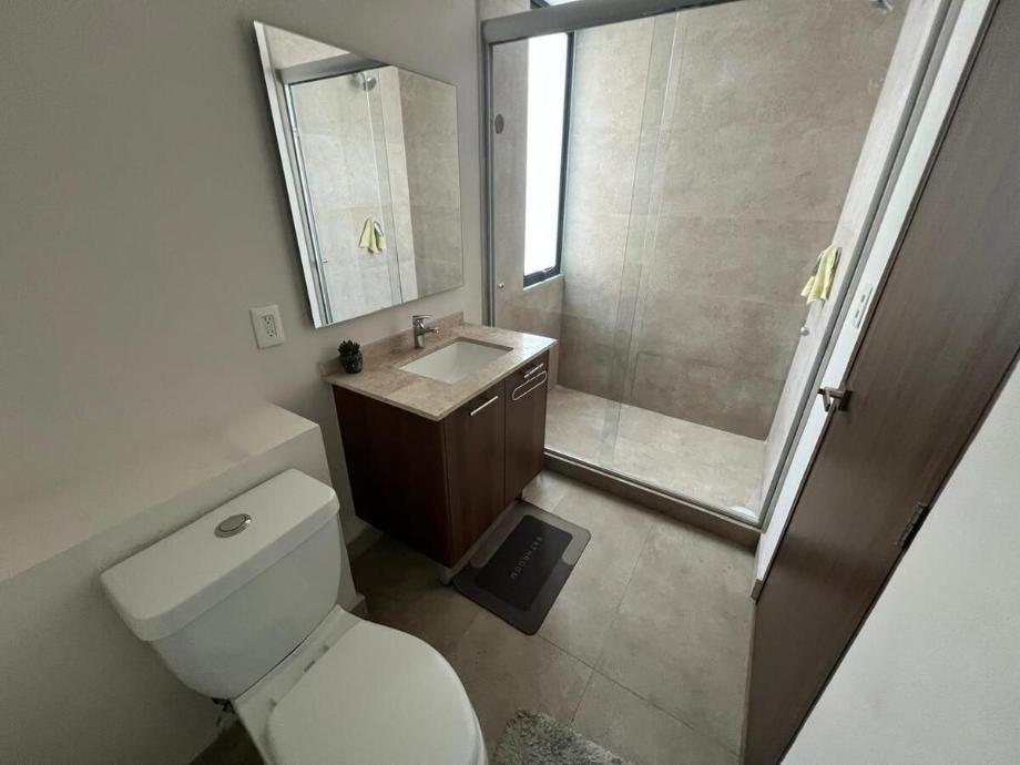 Naucalpan de Juárez, Estado de méxico, 53810, Mexico, 3 Bedrooms Bedrooms, ,2 BathroomsBathrooms,Residential,For Sale,1997223