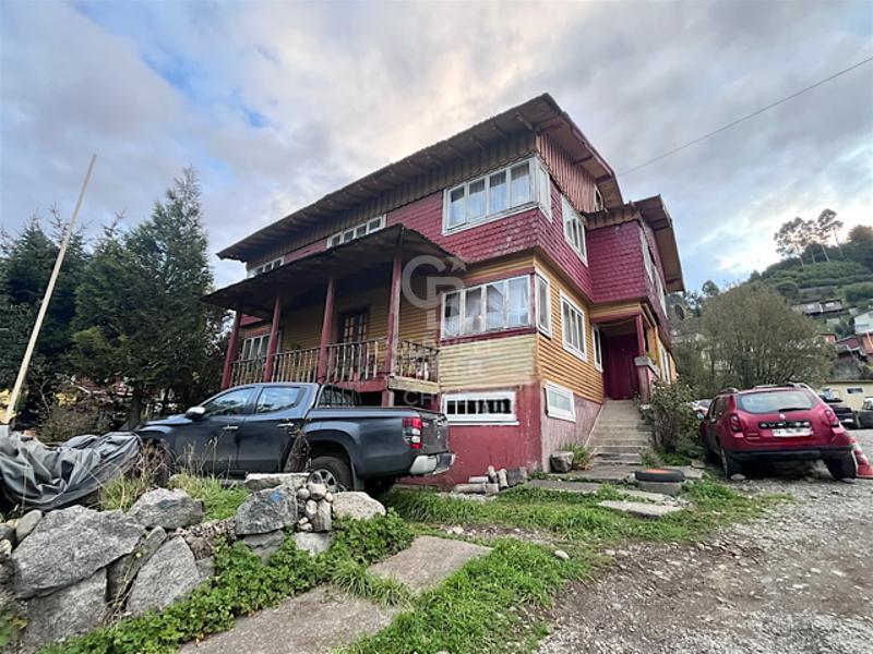 Puerto Montt, Chile, 7 Bedrooms Bedrooms, ,3 BathroomsBathrooms,Residential,For Sale,1991776